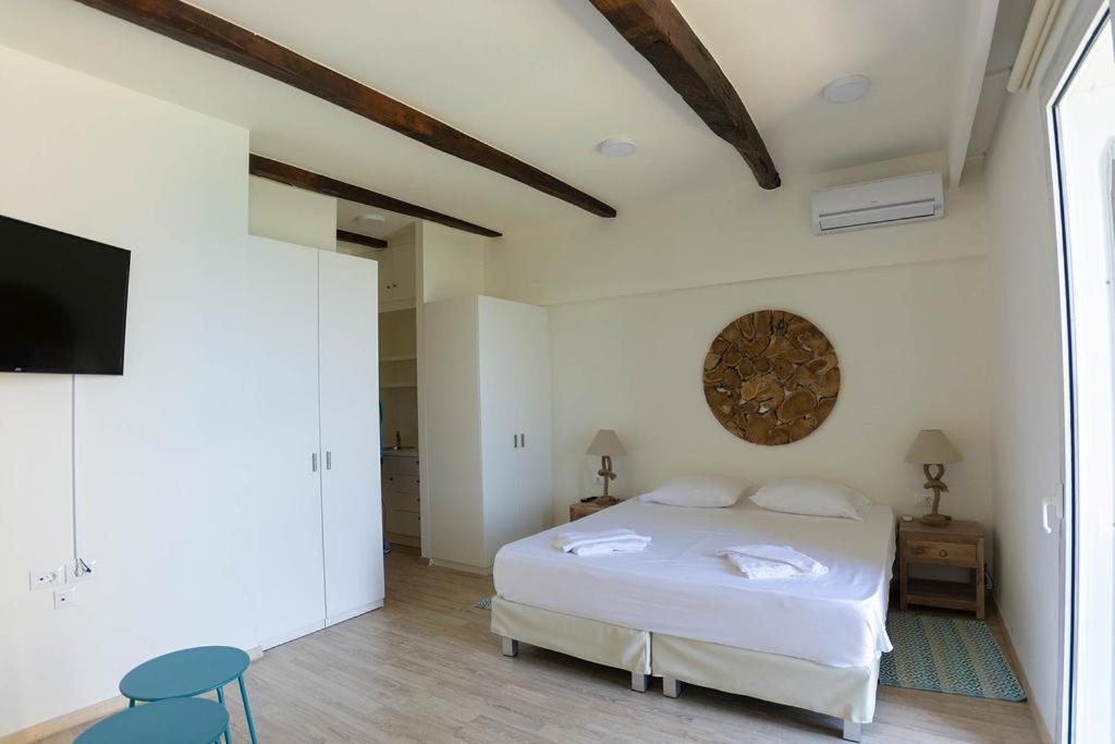 Glorious Historic Chania Seaside Villa La Canée